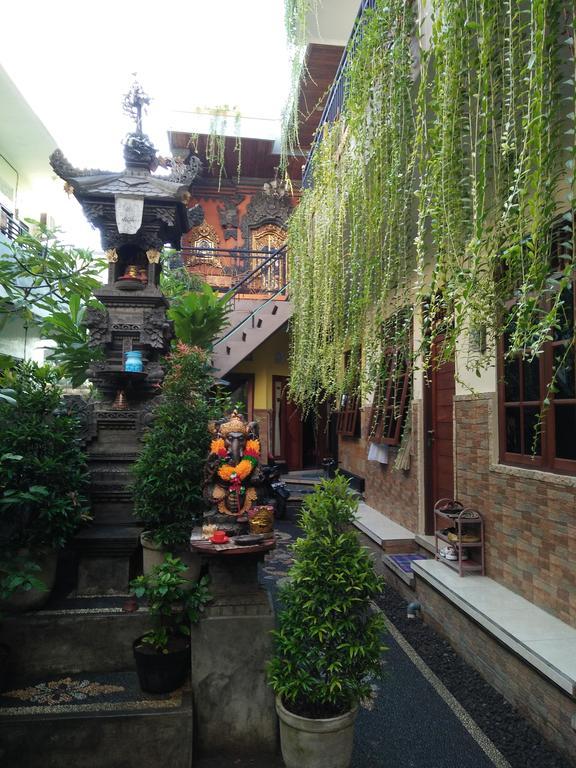 Gasthuis Asta House Kuta Lombok
